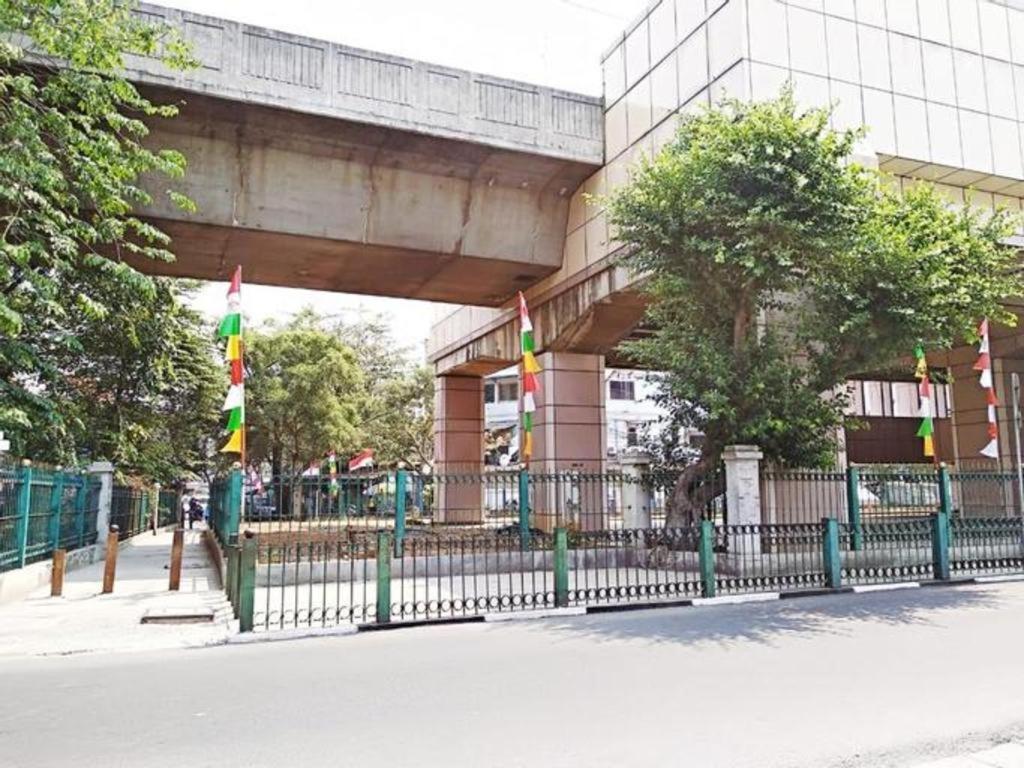 Oriental Residence Pasar Baru Jakarta Exterior foto